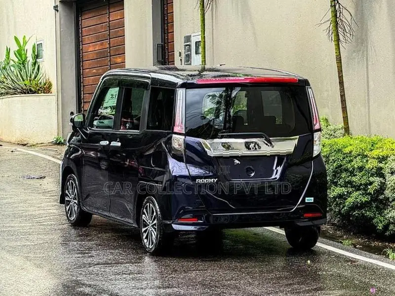 Toyota Roomy Custom G Turbo 2023