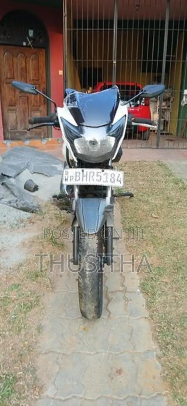 TVS Apache 2017