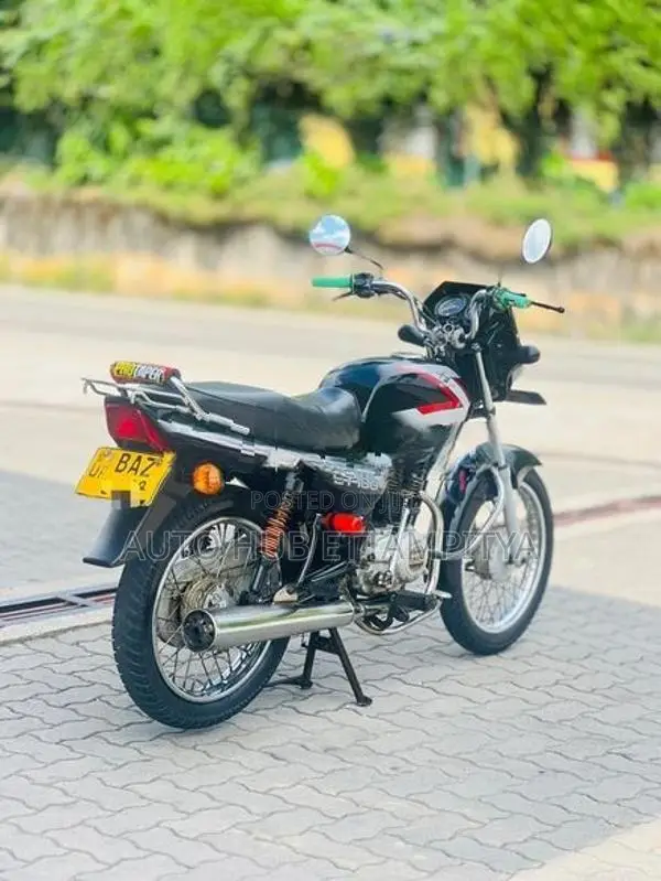 Bajaj CT100 2014
