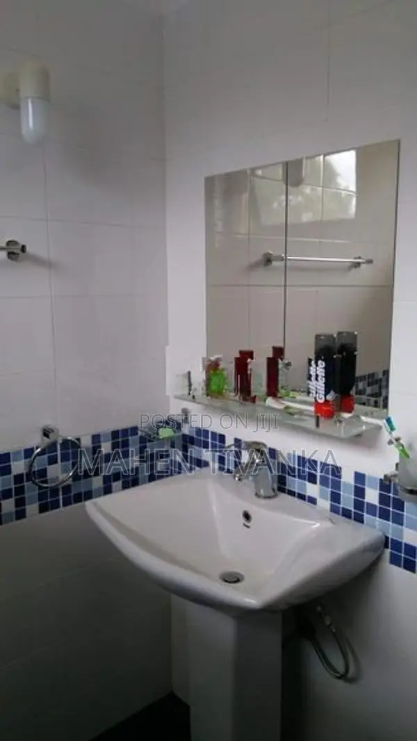 Luxury 5 Bedroom House Fully Furnished with AC for Rent in Nittambuwa