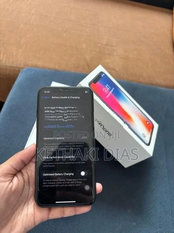 Apple iPhone X (Used)
