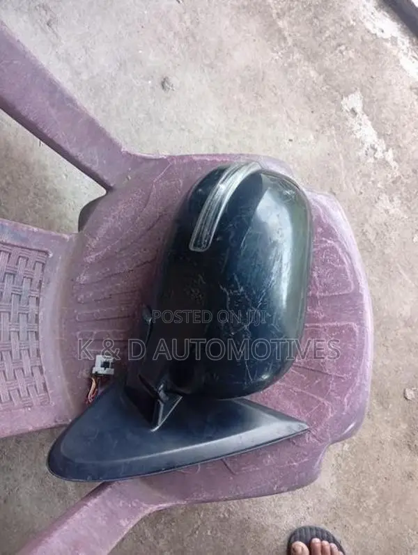 Mitsubishi Outlander Mirror