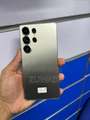 Samsung Galaxy S25 Ultra (Used)
