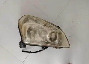 Nissan Dualis Headlight Xenon RHS