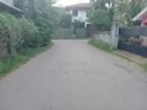 Kandana Mahabage Thotupola Gardens Land for Sale 900m to Colombo Road