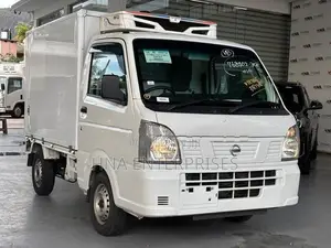 Nissan Clipper Freezer Truck 2022
