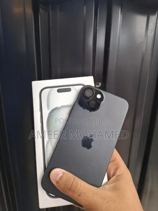 Apple iPhone 15 128GB (Used)