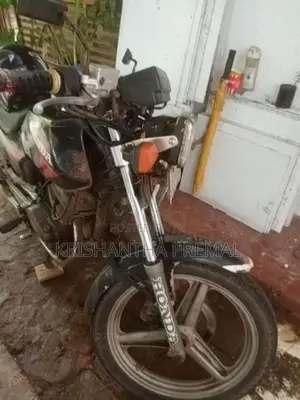 Honda CB 125 1999