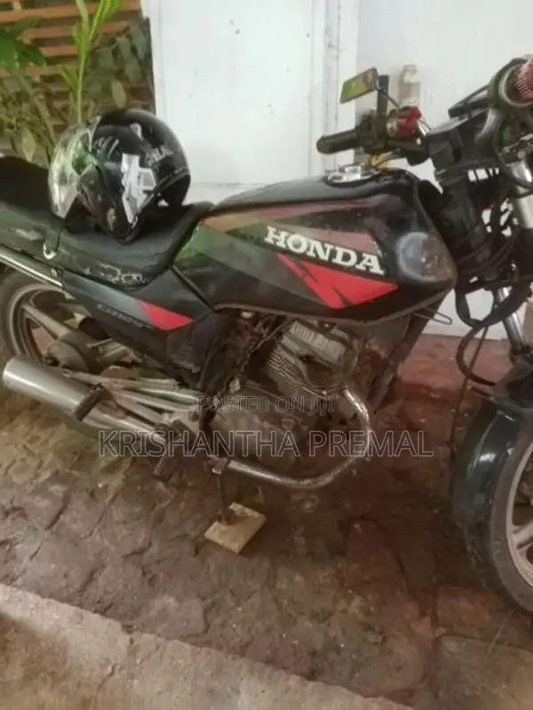 Honda CB 125 1999