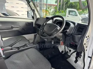 Nissan Clipper Freezer Truck 2022