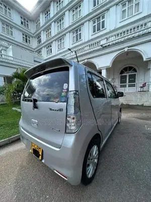 Suzuki Wagon R 2015