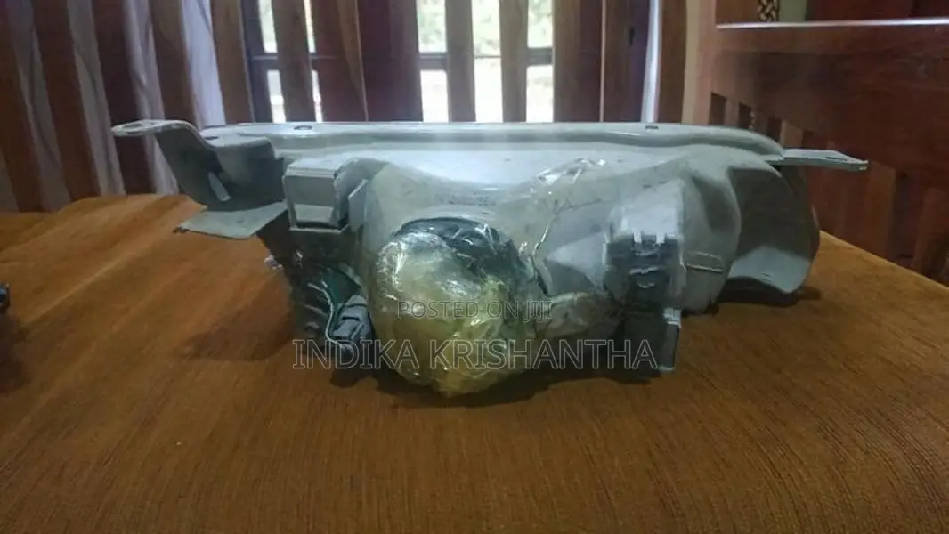 AE 110 Sprinter Crystal Head Light