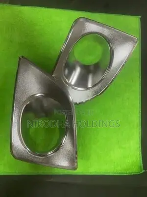 Bumper Fog Lamp Cover Set Premio NZT260
