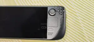 Valve Steam Deck LCD