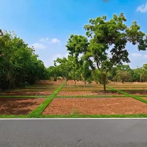 Plots in Land Rekawa