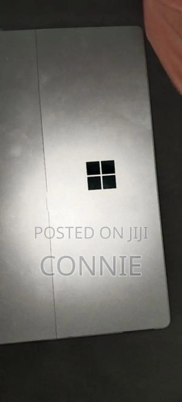 Microsoft Surface Pro 8