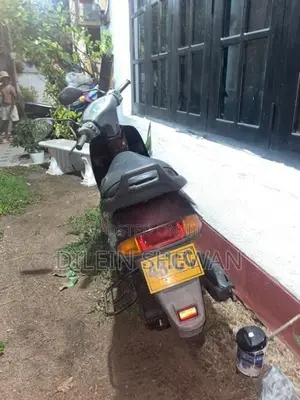 Bajaj spirt 2000