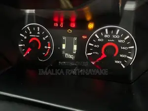 Mahindra KUV 100 2021