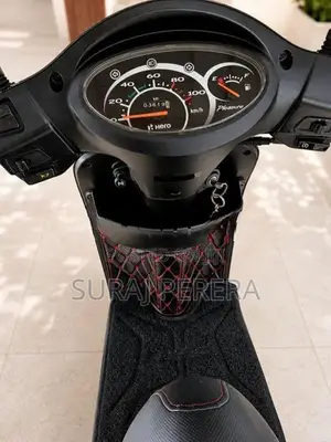 Hero Pleasure 2012