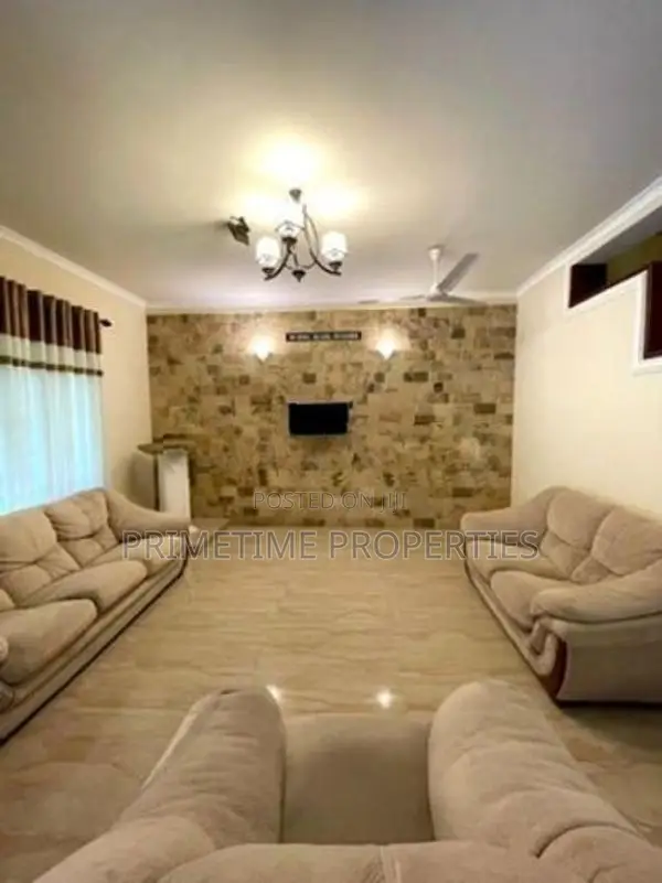 (KR850) Furnished Two Storey House for Rent in Seeduwa