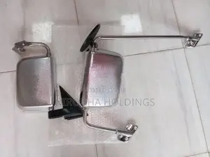 Nissan Caravan E24 GL Mirror Set