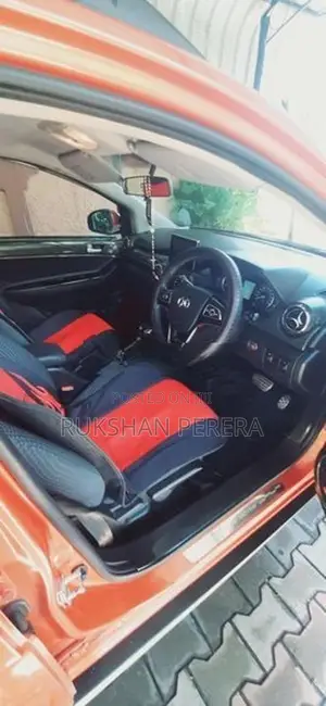 BAIC x25 2018