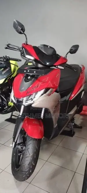 Hero XOOM 125R 2026