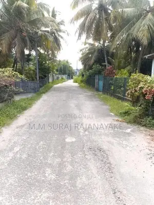 Suitable Land for Sale in Yatiyana