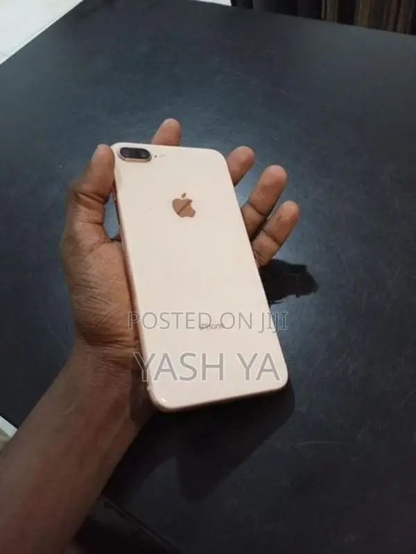 Apple iPhone 8 Plus (Used)