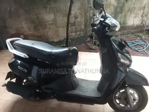 Mahindra Gusto 2015