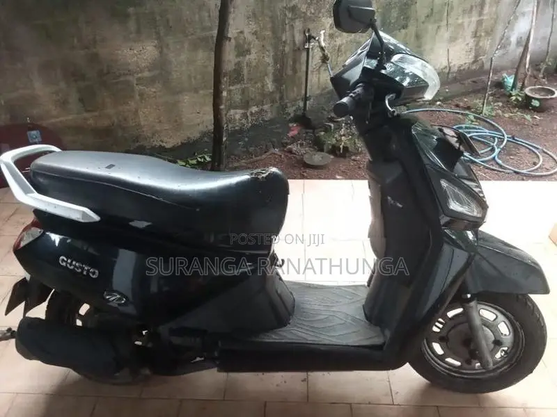 Mahindra Gusto 2015