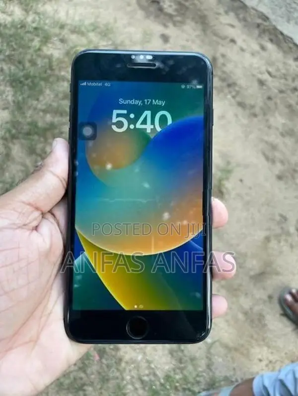 Apple iPhone 8 Plus (Used)