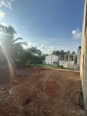 Land for sale in Danketiyawatte Road, Athurugiriya