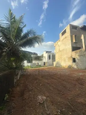 Land for sale in Danketiyawatte Road, Athurugiriya
