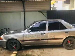 Mazda Familia 1989
