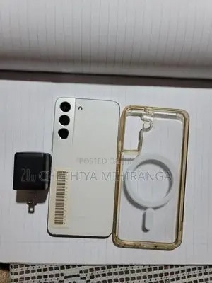 Samsung Galaxy S22 5G (Used)