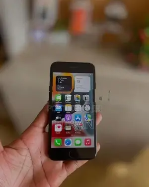 Apple iPhone 7 (Used)