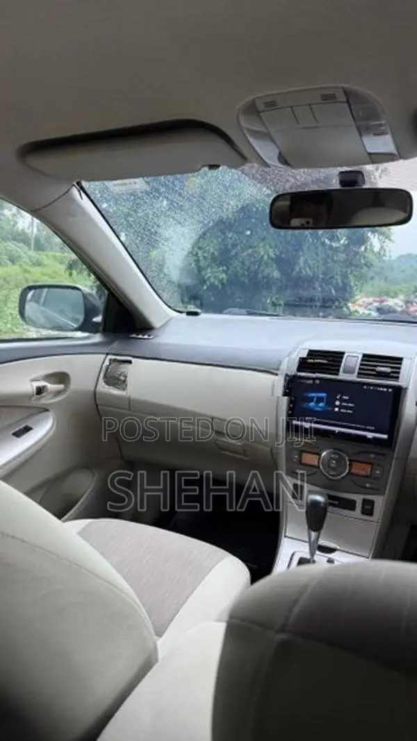 Toyota Corolla 141 GLI 2012