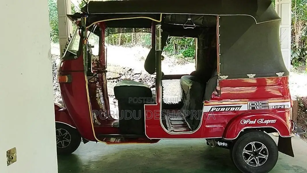 Bajaj RE 2 Stock 2004