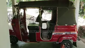 Bajaj RE 2 Stock 2004