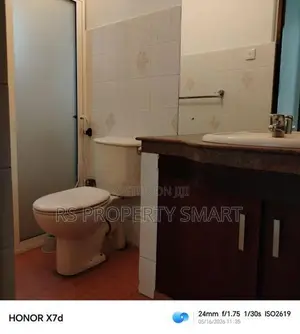 2 Story House For Sale - Colombo 5