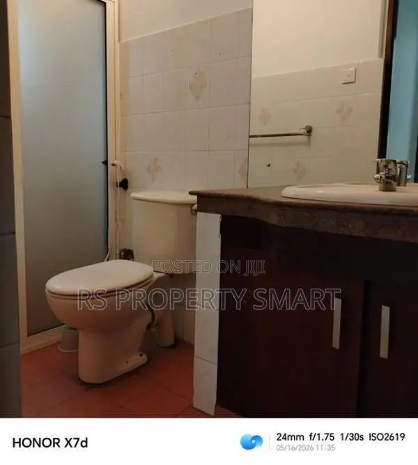 2 Story House For Sale - Colombo 5