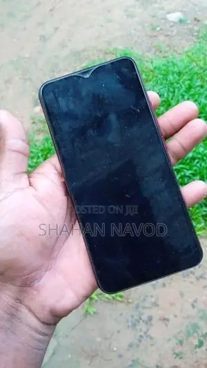 Vivo Y17 6GB/128GB (Used)