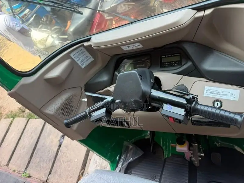 Bajaj RE 2026