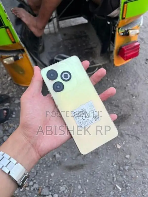 Infinix Smart 8 (Used)