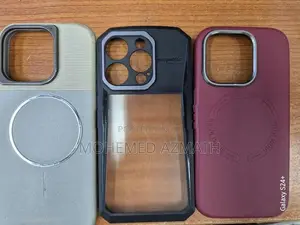 Apple I Phone 15 Pro Backcover's Set