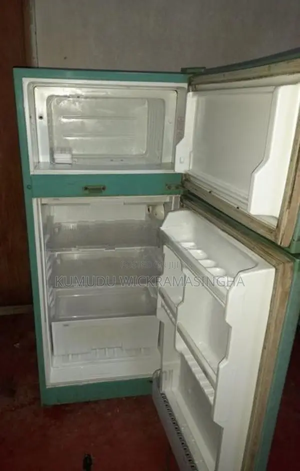 Sisil Refrigerator