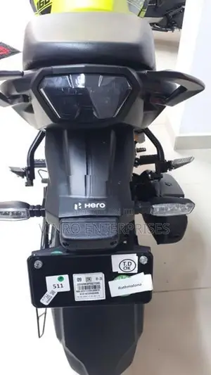 Hero Hunk 160R 2026