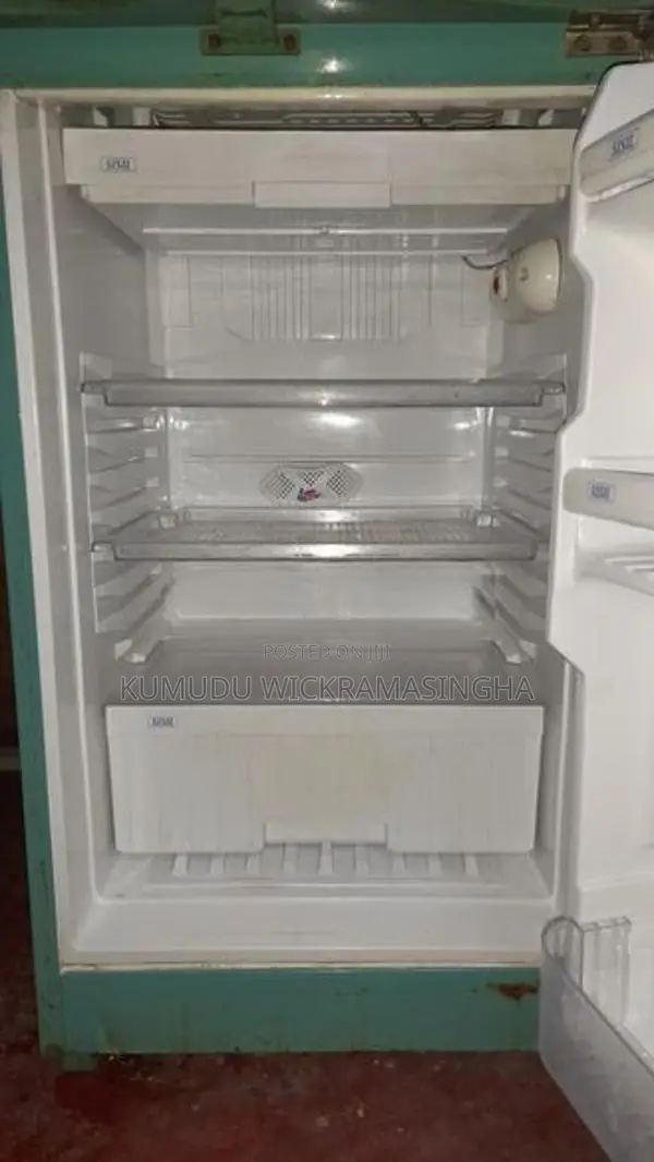 Sisil Refrigerator