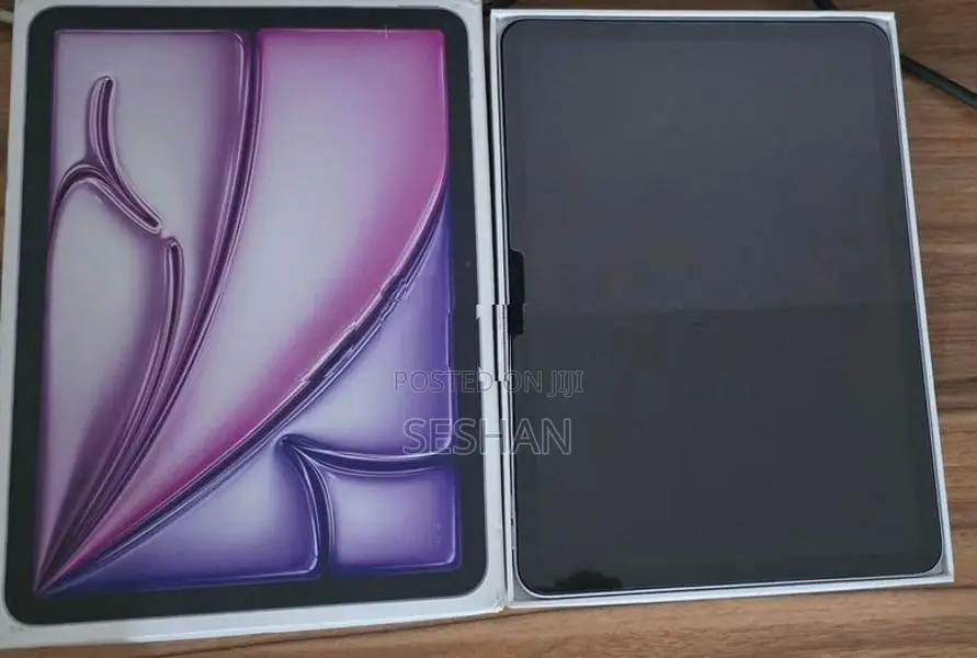 Apple iPad Air M3 7th Gen 128GB